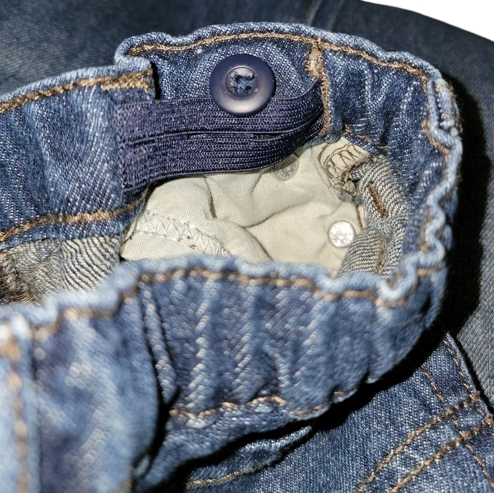 The children’s place size 4T blue jeans snap button, adjustable waist